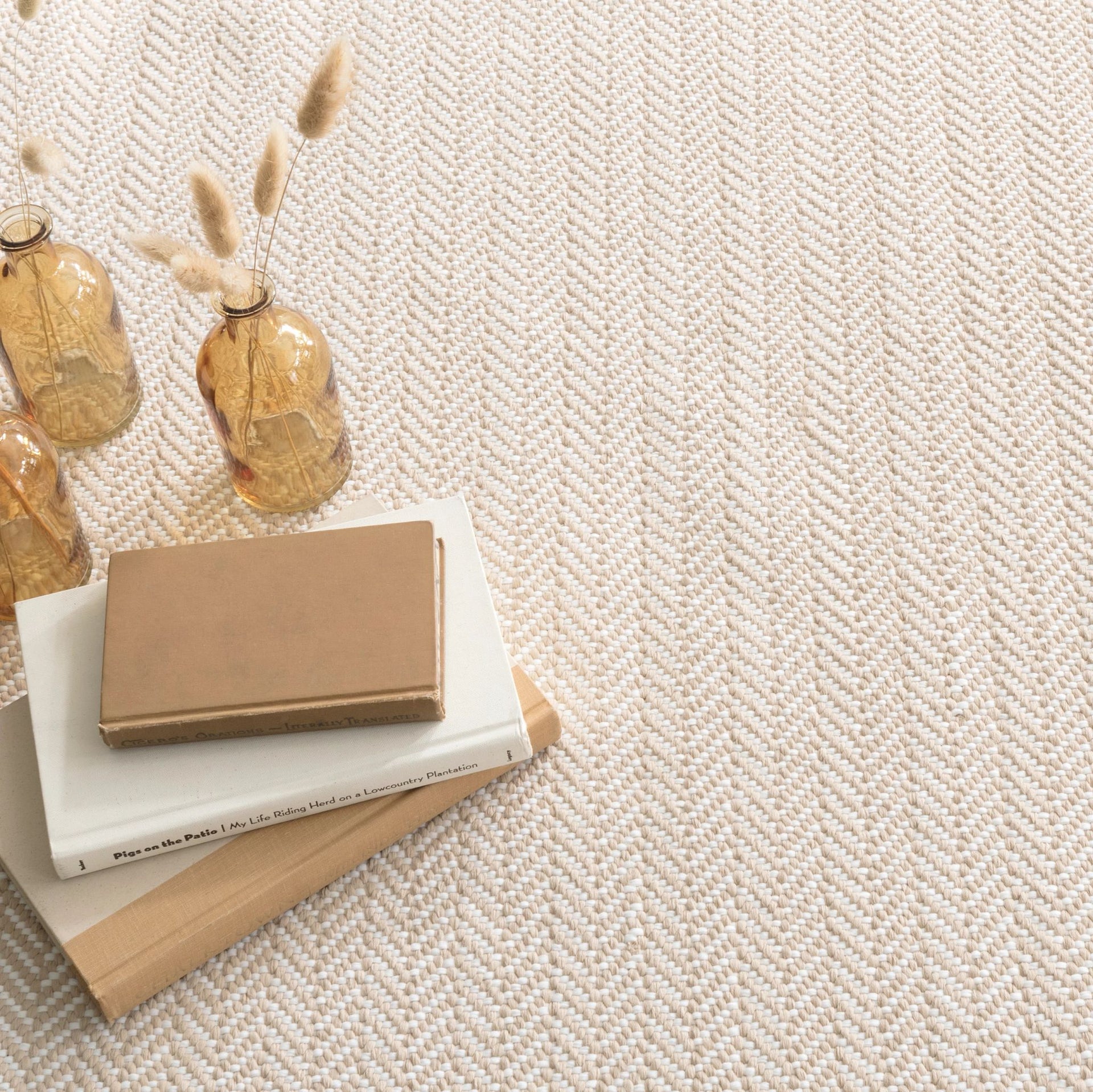 Herringbone Linen/White Handwoven Indoor/Outdoor Rug